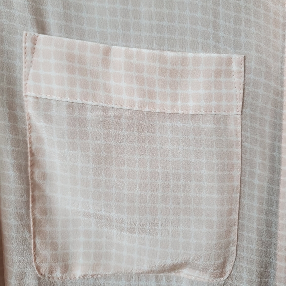 Silk Shirt by ANN TAYLOR - Picture 5 of 8